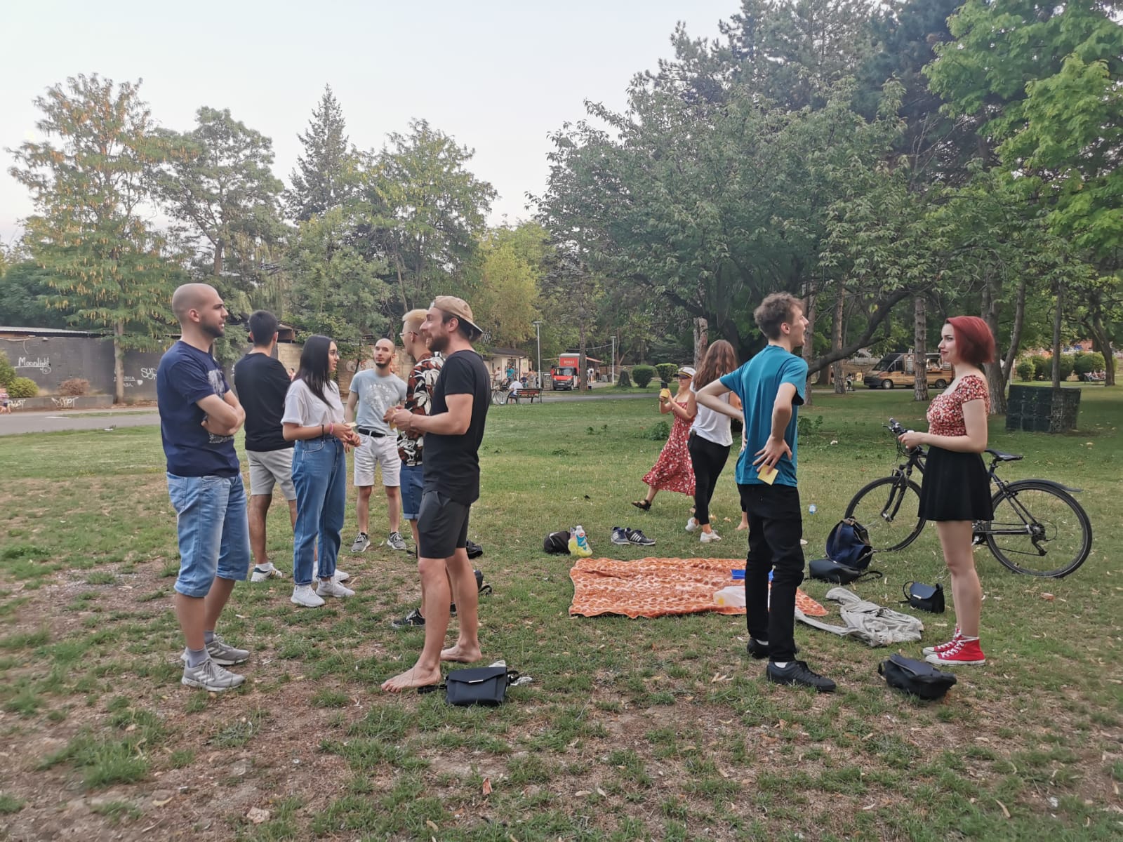 Read more about the article Learning by speaking – German Classes in the city park